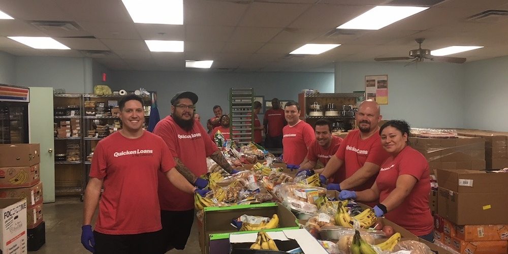Quicken Loans Volunteers in Pantry